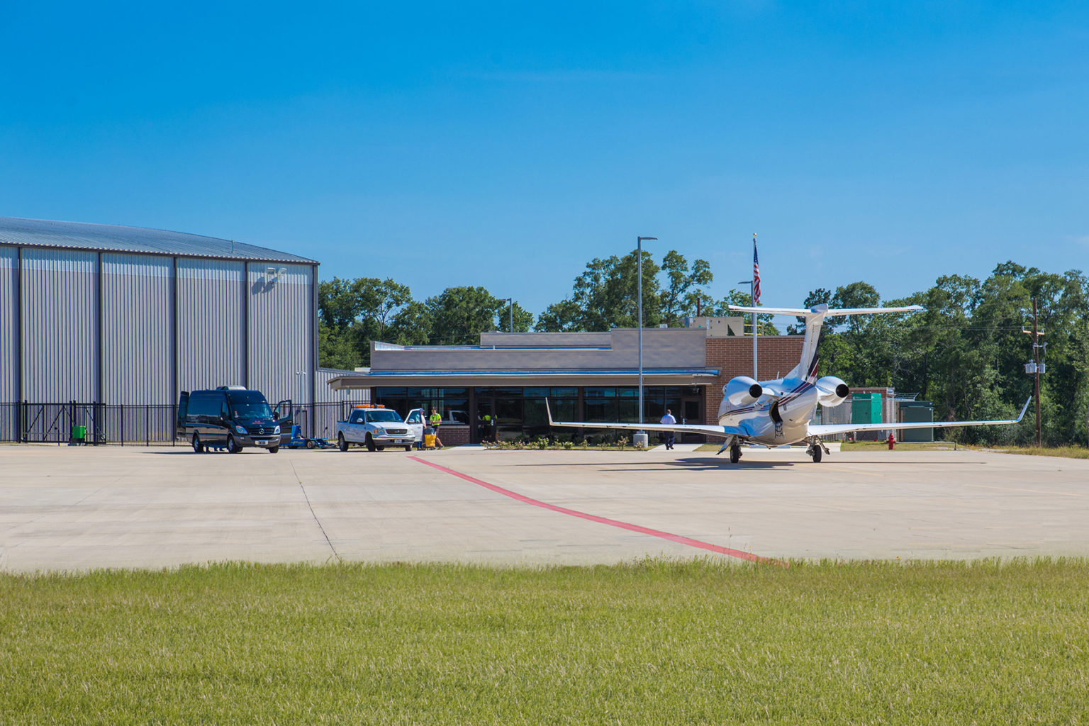 Conroe North Houston Airport Announces 100th International Arrival